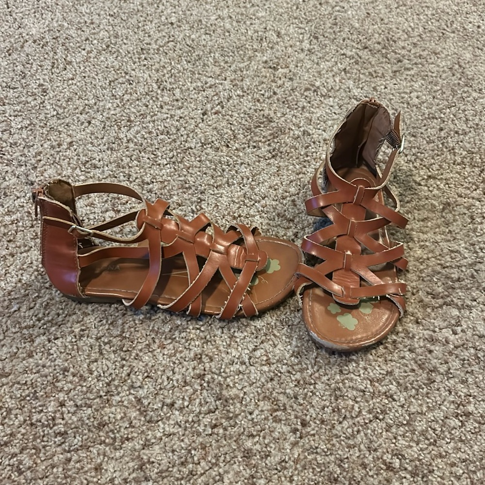 Women’s Leather Sandals